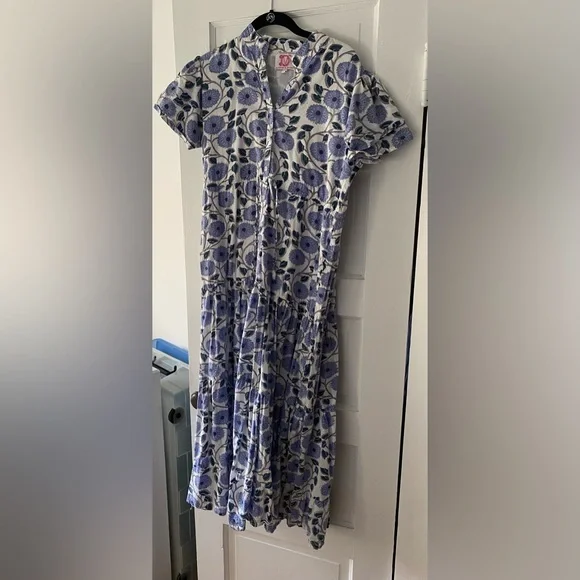 Victoria Dunn Blue and White Floral Midi Dress - Picture 2 of 6